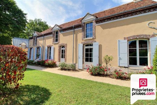 Demeure ou Maison de Campagne à Amilly, Loiret