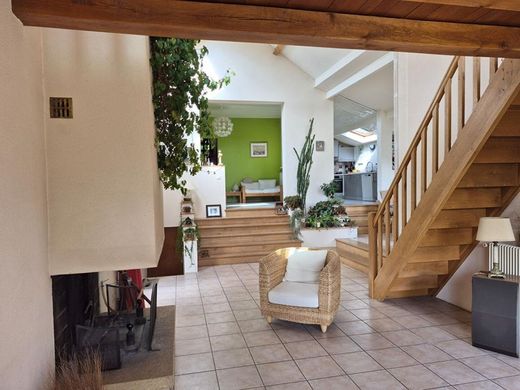 Maison de luxe à Saint-Rémy-lès-Chevreuse, Yvelines