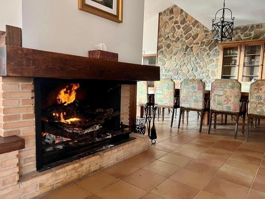 Villa - Madridejos, Province of Toledo