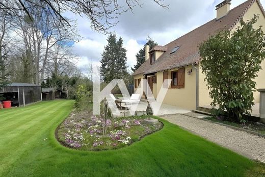 منزل ﻓﻲ Maurepas, Yvelines