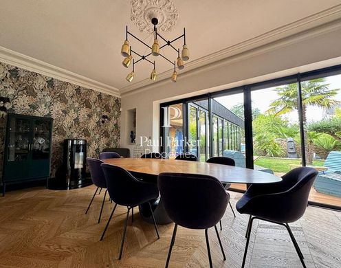 Вилла, Vannes-sur-Cosson, Loiret