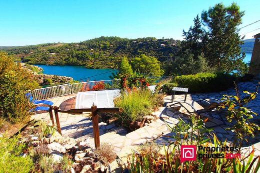 Esparron-de-Verdon, Alpes-de-Haute-Provenceの高級住宅