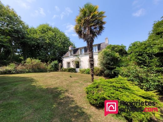 Luxury home in La Forêt-Fouesnant, Finistère