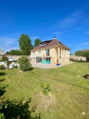 Casa di lusso a Courseulles-sur-Mer, Calvados