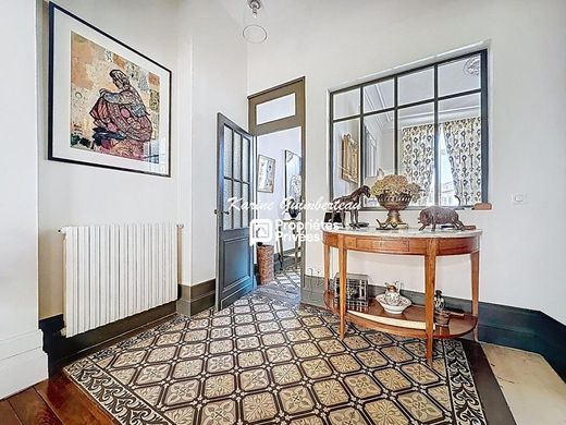 Luxury home in Libourne, Gironde