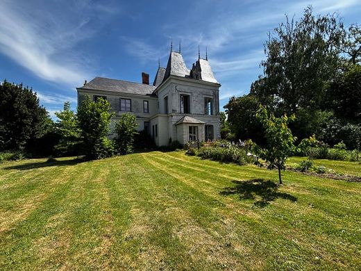 Luxury home in Les Rosiers-sur-Loire, Maine-et-Loire