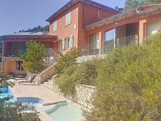 Villa in Vins-sur-Caramy, Var