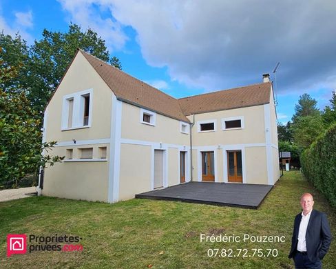 Casa di lusso a Houdan, Yvelines