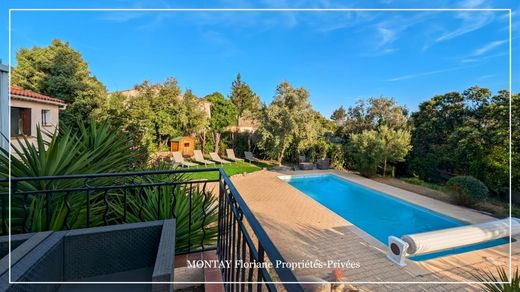 Luxury home in Flayosc, Var