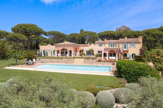 Luxury home in Saint-Tropez, Var