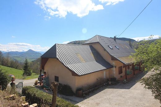 Casa di lusso a Les Déserts, Savoia