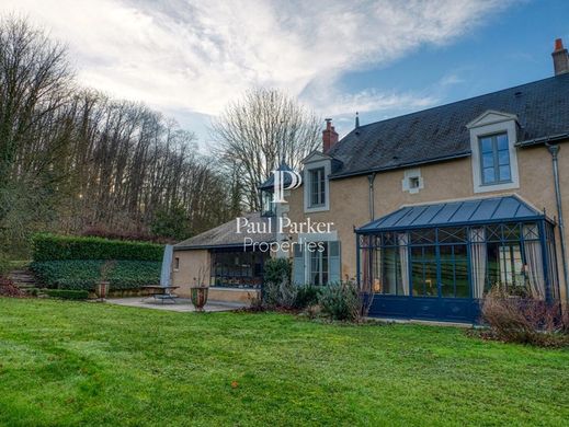 Luxury home in La Chartre-sur-le-Loir, Sarthe