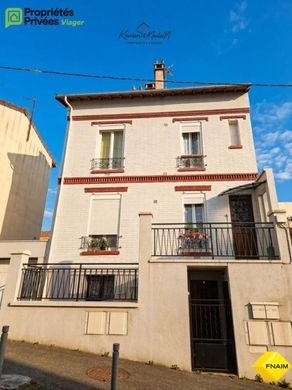 Apartment in Bagnolet, Seine-Saint-Denis