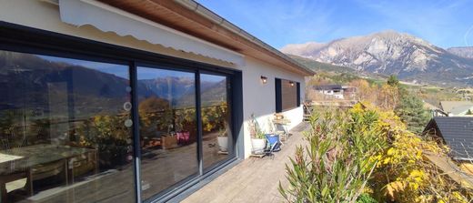 Maison de luxe à Embrun, Hautes-Alpes