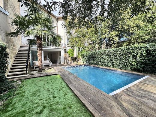 Casa di lusso a Bordeaux, Gironda