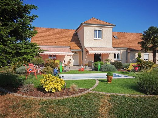 Villa en Givry, Saona y Loira