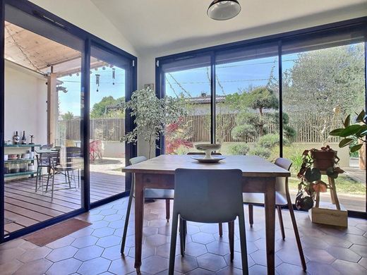 Luxury home in Bègles, Gironde