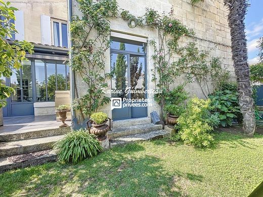 Casa di lusso a Libourne, Gironda