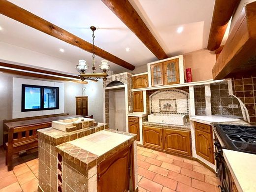 Casa di lusso a Eyragues, Bocche del Rodano