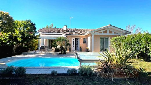 Luxury home in Andernos-les-Bains, Gironde