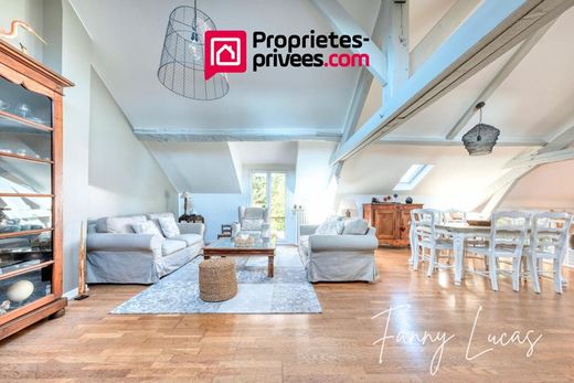 Luxury home in Limours, Essonne