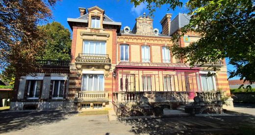 Casa de lujo en Crépy-en-Valois, Oise