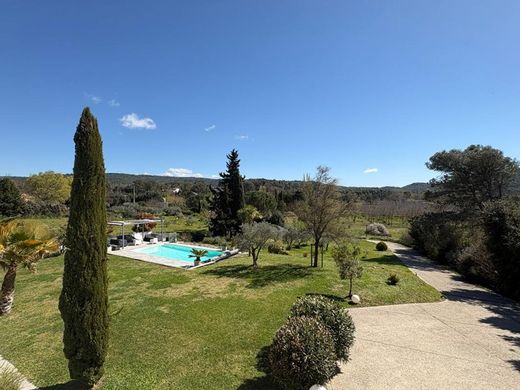 Элитный дом, Pernes-les-Fontaines, Vaucluse