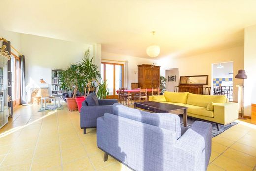 Luxury home in Pasques, Cote d'Or