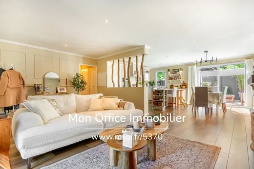 Элитный дом, Экс-ан-Прованс, Bouches-du-Rhône