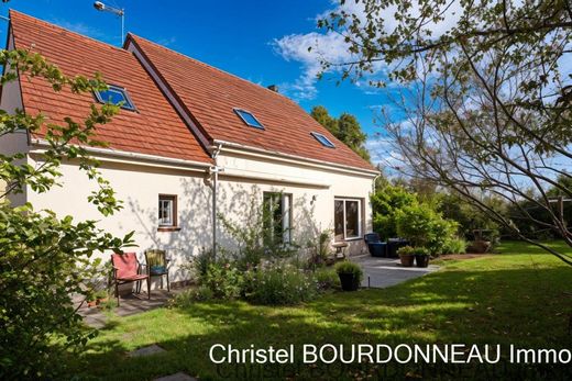 Casa de lujo en Tournan-en-Brie, Sena y Marne