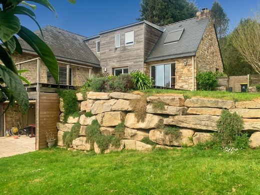 Luxury home in Monterblanc, Morbihan