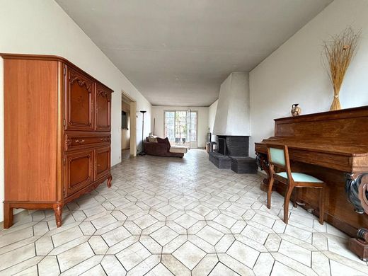 Casa di lusso a Maisons-Alfort, Val-de-Marne