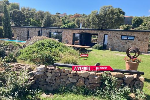 Casa de lujo en Sari-Solenzara, Córcega del Sur