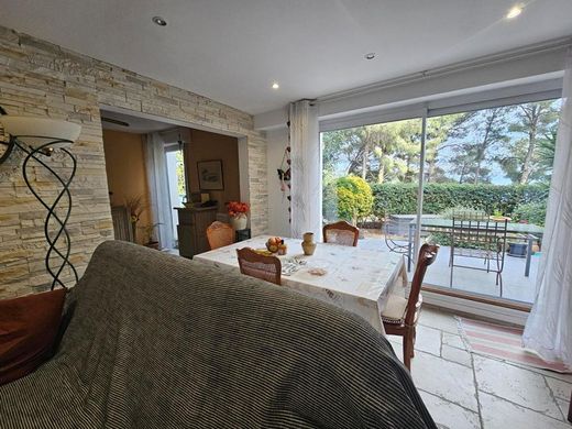 Apartment in Martigues, Bouches-du-Rhône