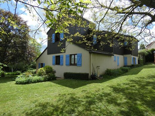 Maison de luxe à Évreux, Eure