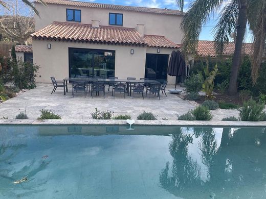 Luxury home in Sanary-sur-Mer, Var