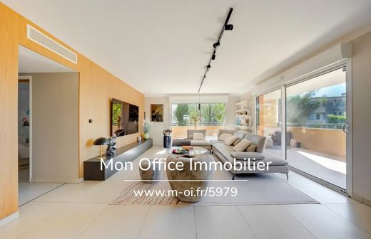 Piso / Apartamento en Aix-en-Provence, Bocas del Ródano