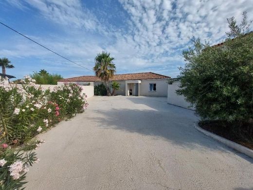 Villa in Saint-Aunès, Hérault