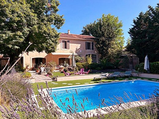 Casa di lusso a Carpentras, Vaucluse