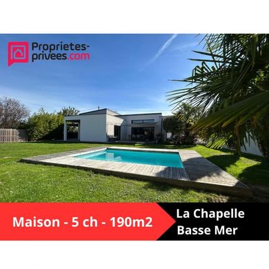 Luxury home in La Chapelle-Basse-Mer, Loire-Atlantique