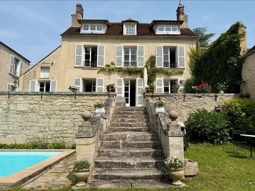 Luxury home in Chantilly, Oise