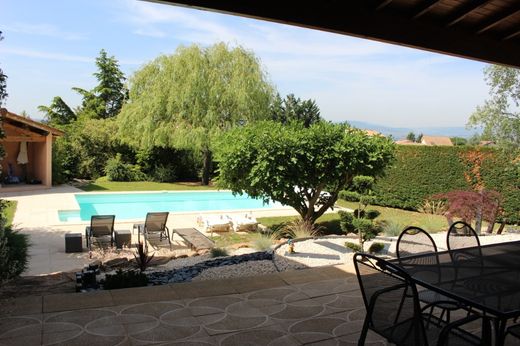 Casa de lujo en Roussillon, Isere