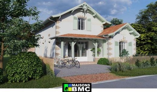 Luxury home in Saint-Julien-en-Born, Landes