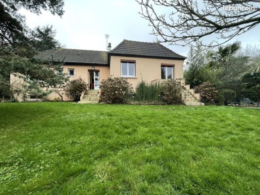 Ranville, Calvadosの高級住宅