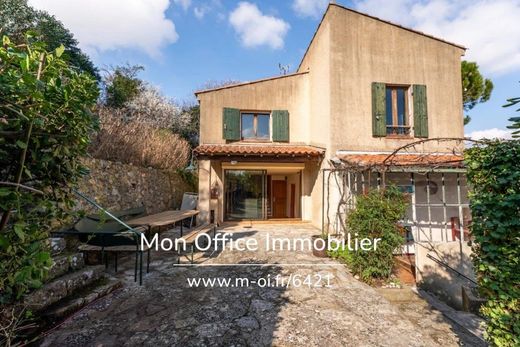 Luxury home in Velaux, Bouches-du-Rhône