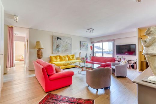 Apartment in Levallois-Perret, Hauts-de-Seine