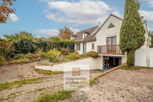 Casa de lujo en Mandres-les-Roses, Valle de Marne