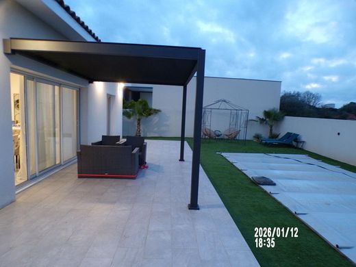 Luxury home in Narbonne, Aude