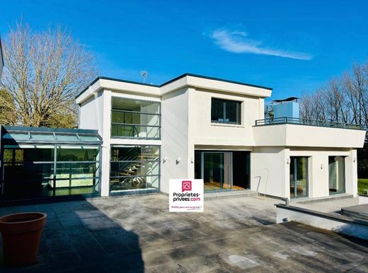 Luxe woning in Boulogne-sur-Mer, Pas-de-Calais