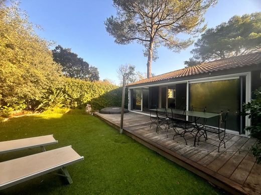 Chalet en Gassin, Var